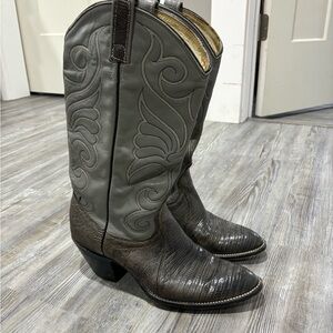 Vintage Dan Post Lizard Skin Cowboy Boots